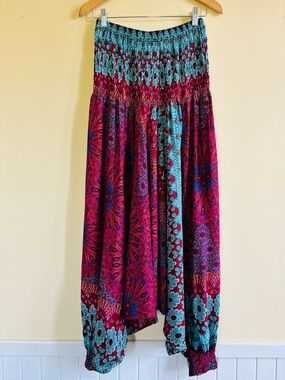 Full Funk (O/S) Red Blue Floral Print Drop Crotch Bohemian/Yoga Harem Pants